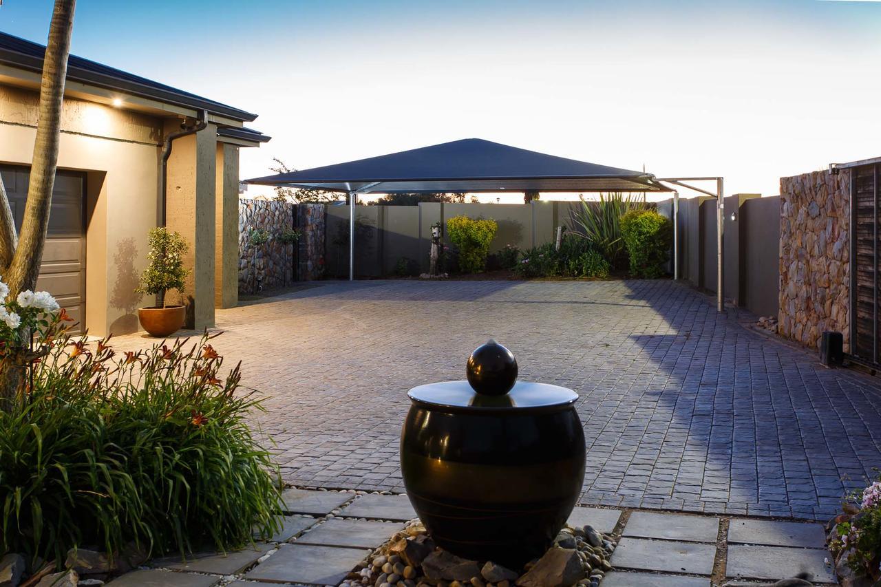 Sonas Boutique Guest House Oudtshoorn Exterior photo